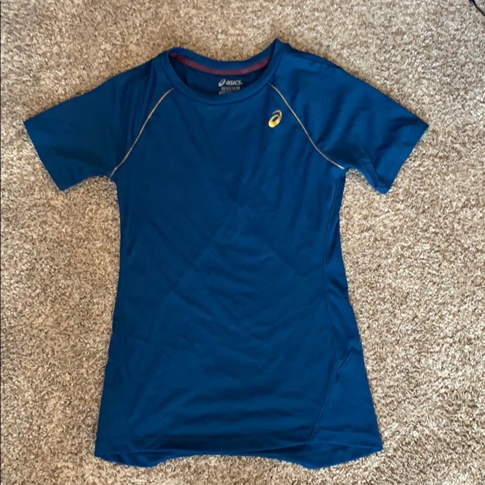 ASICS Motion Dry workout shirt